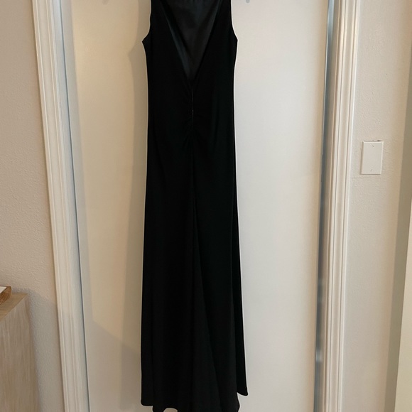 Ralph Lauren Black Gown with Train - Picture 5 of 6